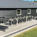 5 Star In * Glesborg